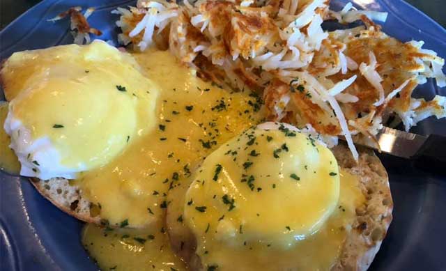 eggs benedict